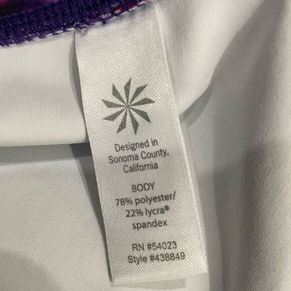 Athleta Floral Fade Sonar Capri Leggings in Heavenly Hail - Picture 8 of 8